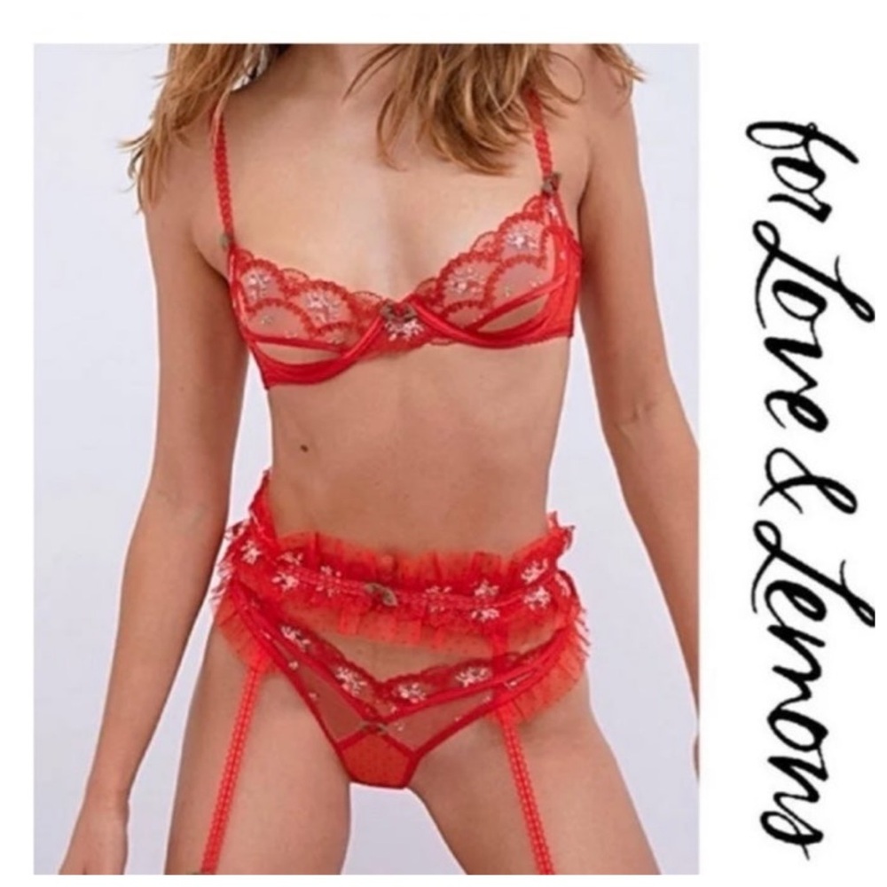 🍋NWT’s-$168 FOR LOVE & LEMONS 2pc Red Rose Bra & Garter Belt Lingerie Set Large